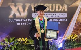 Sindu Sandika, Wisudawan UC Surabaya yang Sukses Berbisnis Sejak Semester 2 Kuliah - JPNN.com Jatim