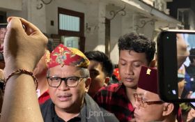 Hasto Ungkap Janji Risma Jika Terpilih Sebagai Gubernur Jatim - JPNN.com Jatim