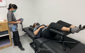 Kelebihan Berat Badan Jadi Penyebab Sakit Tulang Belakang, Begini Cara Mengatasinya - JPNN.com Jatim