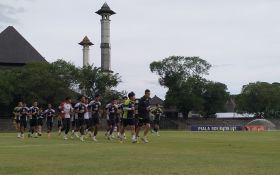 Tiba di Solo, Timnas Indonesia Langsung Menggelar Latihan - JPNN.com Jateng