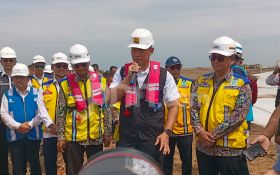 Pembangunan Tol Semarang-Demak Pakai 7,3 Juta Bambu, AHY: Mengatasi Kemacetan & Rob - JPNN.com Jateng