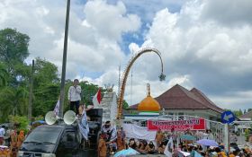 Minta Diangkat PPPK Penuh Waktu, Ribuan Honorer Geruduk Kantor Bupati Serang - JPNN.com Banten