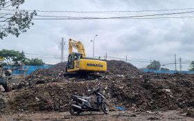 Pemkab Garut Larang Kota Bandung Buang Sampah ke TPA Pasir Bajing , A Koswara Merespons - JPNN.com Jabar