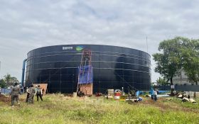 Banyak Dikeluhkan Warga Depok, Watertank PDAM Tirta Asasta Disidak Chandra Rahmansyah - JPNN.com Jabar