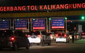 H-10 Lebaran, 17 Ribu Kendaraan Masuk di Gerbang Tol Kalikangkung Semarang - JPNN.com Jateng