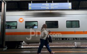 Tiket Kereta Api Lebaran 2025 Laris, 60 % Terjual Menjelang Puncak Arus Mudik - JPNN.com Jateng