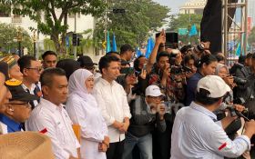 Gubernur & Wakil Gubernur Jatim Temui Buruh di May Day 2025, 17 Tuntutan Disetujui - JPNN.com Jatim