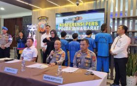 Polda Jabar Tangkap 4 Anarko Perusak Mobil Polisi Saat May Day di Bandung - JPNN.com Jabar