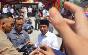 Jokowi ke Jogja, Bertemu dengan Para Kiai Muda di Ponpes Gus Miftah - JPNN.com Jogja