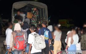 TNI Gagalkan Penyelundupan 57 Imigran Gelap di Perbatasan RI-Malaysia, Termasuk 15 Anak - JPNN.com Kaltim