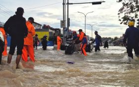 Tangani Banjir, Pemkot Balikpapan Diminta Tak Hanya Menindak Pengembang Bermasalah - JPNN.com Kaltim