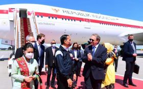 Presiden Joko Widodo Tiba di Rusia, Disambut Orang Penting, Lihat Tuh - JPNN.com Lampung