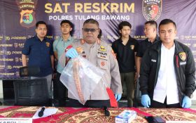 Suami Bacok Istri Hingga Tewas di Tulang Bawang Lampung, Polisi Ungkap Penyebabnya, Ternyata  - JPNN.com Lampung
