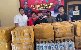 520 Botol Arak Bali Disita Polisi, Ini Tujuannya - JPNN.com NTB