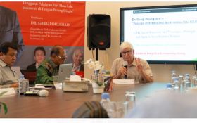 Greg Poulgrain Dorong Pendekatan Komprehensif Dalam Pengelolaan Sumber Daya Alam - JPNN.com Papua