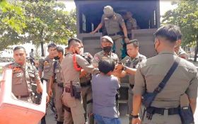 Respons Bentrokan PKL dengan Satpol PP Padang, Dinas Pariwisata: Hak Apa yang Mereka Tuntut - JPNN.com Sumbar