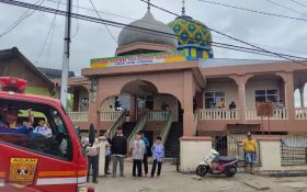 Masjid Syek Sulaiman Arrasuli Nyaris Terbakar karena Ulah Siswa Bolos Sekolah - JPNN.com Sumbar