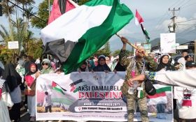 Di Luar Dugaan, Peserta Aksi Bela Palestina di Padang Panjang Membeludak - JPNN.com Sumbar