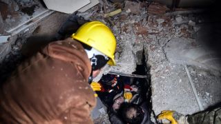 Dunia Hari Ini: Satu Warga Indonesia Tewas Akibat Gempa di Turki - JPNN.com