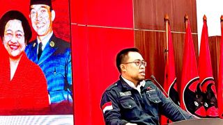 Wanto Repdem Sebut Jokowi Sukses di G20, Tetapi Dihancurkan Sukarelawan di GBK - JPNN.com