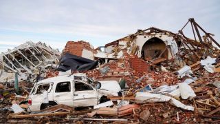 Dunia Hari Ini: Tornado Tewaskan 4 Orang di Oklahoma - JPNN.com