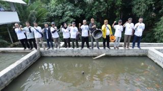 Sahabat Sandiaga Uno Ciptakan Peluang Bisnis Melalui Olahan Ikan Tawar di Ciamis - JPNN.com