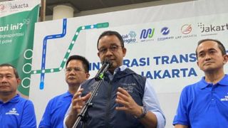 Anies Baswedan Dinobatkan sebagai Bapak Integrasi Transportasi Jakarta - JPNN.com