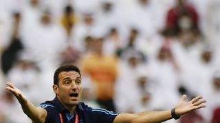 Argentina Menang, Lionel Scaloni Komentari Pablo Aimar yang Hampir Menangis - JPNN.com