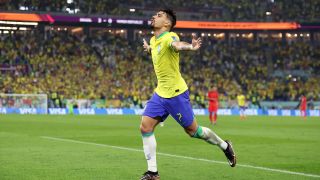 Brasil vs Korea: di Hadapan Para Legenda, Tim Samba Berpesta - JPNN.com