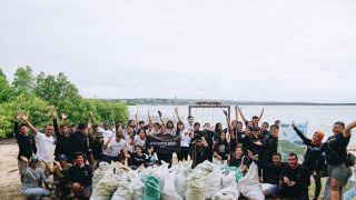 Peduli Lingkungan, Acer Ajak Masyarakat Hingga Komunitas Bersih-Bersih Pantai - JPNN.com