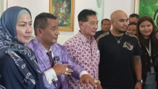 Venna Melinda Akan Gugat Cerai Ferry Irawan, Hotman Paris Bilang Begini - JPNN.com