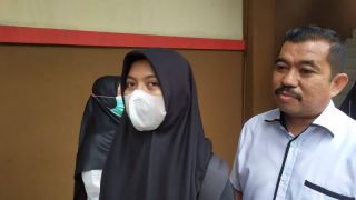 Viral, Seorang Wanita Jadi Copet di Mal Palembang - JPNN.com