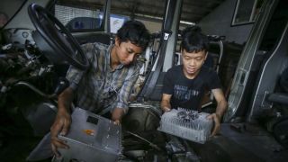 Pemkot Semarang Menyiapkan Rp 1,2 M untuk Membeli 2 Mobil Listrik - JPNN.com