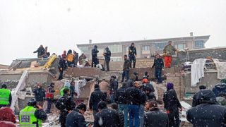KBRI Ankara Minta Keluarga WNI Tenang, Ini Daftar Daerah Terdampak Gempa Turki - JPNN.com