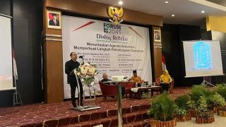 Pakar Hukum Tata Negara: Pembatasan Masa Jabatan Presiden Harus Jadi Pedoman Berbangsa - JPNN.com
