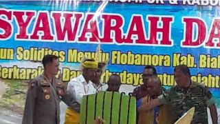 Pemkab Biak-Supiori: Warga Flobamora NTT Berjasa Bangun SDM Papua - JPNN.com