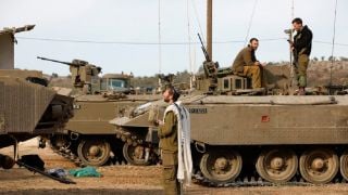 Lebanon di Ambang Perang, 7 Negara Ini Minta Warganya Segera Minggat - JPNN.com