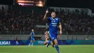 Nasib Persib Ditentukan Laga Persik vs Persebaya, Nick Kuipers Berharap pada Sang Mantan - JPNN.com