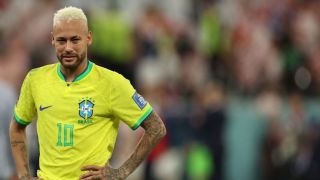 Cedera Lagi, Neymar Dicoret dari Skuad Timnas Brasil - JPNN.com