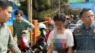 Pemuda Ini Peras Wisatawan, Tim Saber Pungli Beraksi, Lihat - JPNN.com