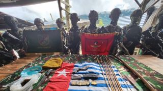 Pasukan TNI Tembak 2 Anggota OPM Pimpinan Egianus Kogoya - JPNN.com