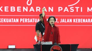 Megawati Minta Kader PDIP Turun ke Akar Rumput Jelang Pilkada, Beri Pengetahuan untuk Rakyat - JPNN.com