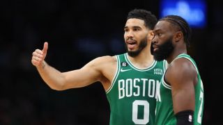 Final NBA: 6 dari 9 Ahli Pilih Boston Celtics Ketimbang Dallas Mavericks - JPNN.com