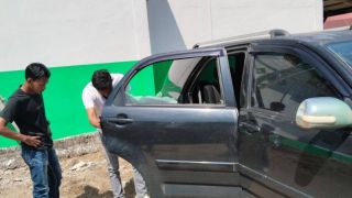 Komplotan Pencuri Pecah Kaca Mobil Gasak Duit Milik Junaidi - JPNN.com