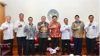 Terima Panitia Kompetisi Jurnalis Kebangsaan Mahasiswa 2024, Menko Hadi Singgung Bahaya Judi Online - JPNN.com