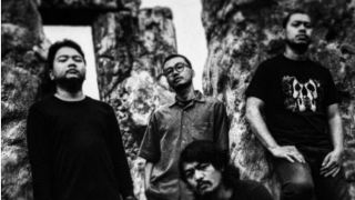 Cloudburst Makin Liar dalam Album Clear Blue Sky - JPNN.com