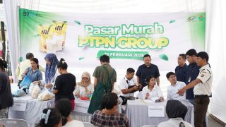 Stabilkan Harga Pokok Pangan, PTPN IV PalmCo Gelar Operasi Pasar - JPNN.com