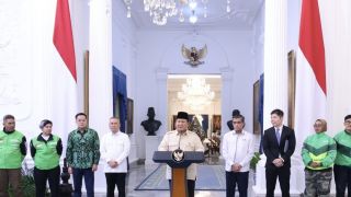 Prabowo Perintahkan Aplikator Beri Bonus Hari Raya untuk Ojol dan Kurir Online - JPNN.com