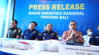 Bea Cukai Bali Ungkap Jaringan Narkotika Internasional di Bandara I Gusti Ngurah Rai - JPNN.com