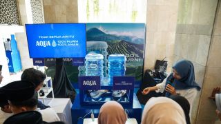 AQUA Berbagi Kebaikan Ramadan di Masjid Istiqlal - JPNN.com